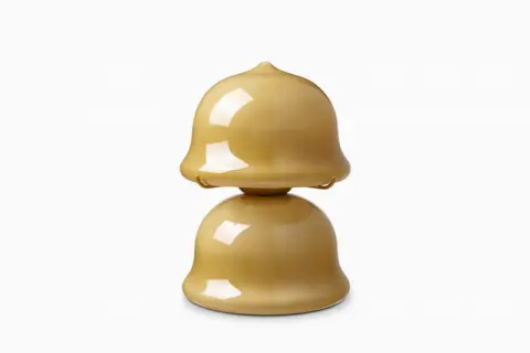Atelier Anika Table Lamp