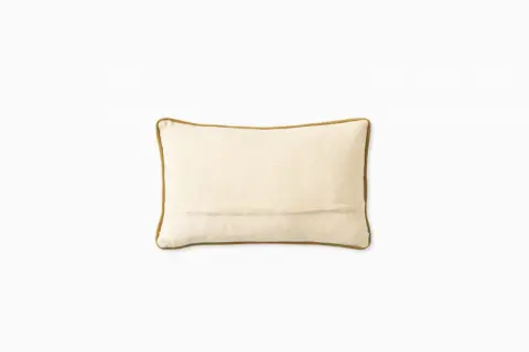 Atelier Sia Throw Pillow