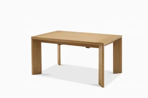Casa Extendable Dining Table, 60.6"-80.3"